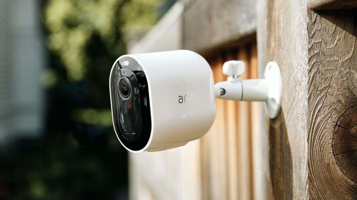 Monitored Securing Your Home: Smart Security Cameras Reviewed